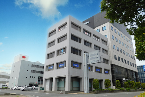 本社外観